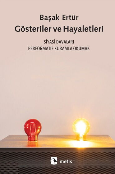 GÖSTERİLER VE HAYALETLERİ