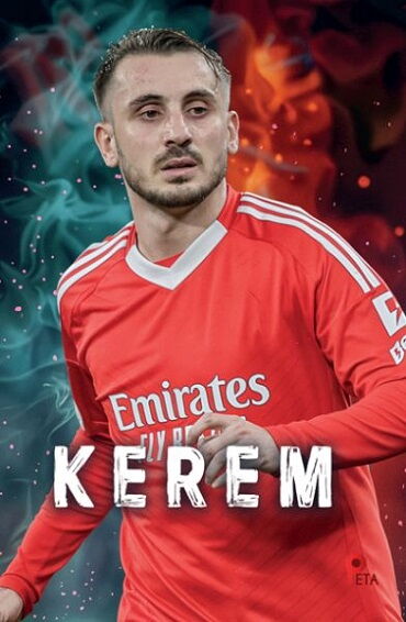 KEREM AKTÜRKOĞLU POSTER HEDİYELİ FUTBOLCU KİTABI