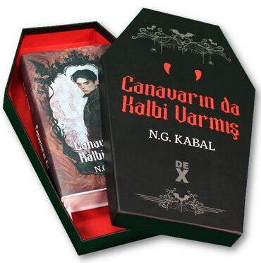 VAMPİR 1 CANAVARIN DA KALBİ VARMIŞ KUTULU CİLTLİ